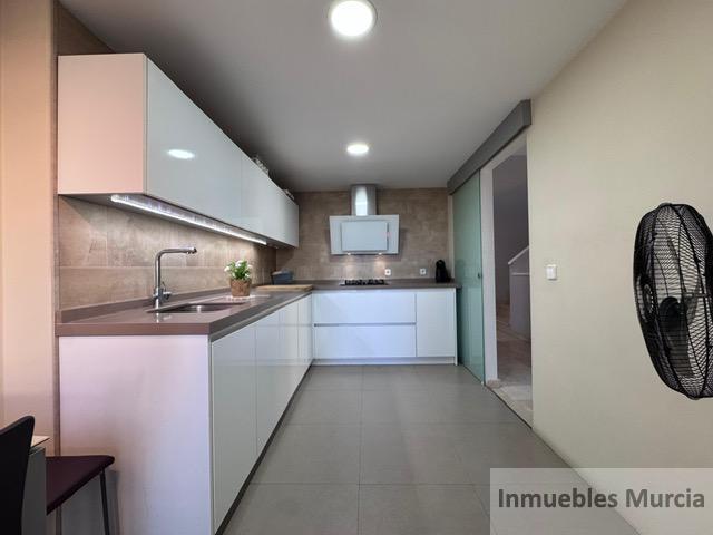 For sale of duplex in Murcia