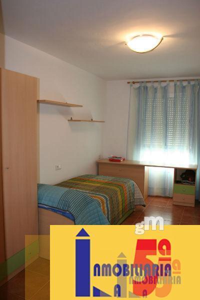 For sale of flat in La Algaba