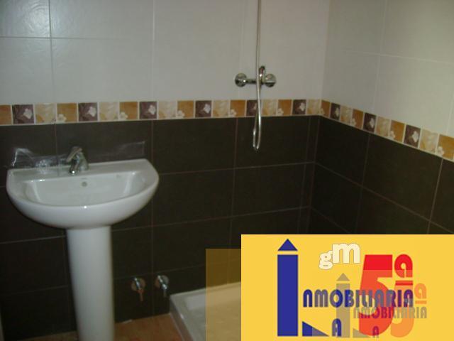 For sale of flat in La Algaba