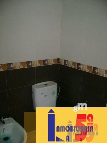 For sale of flat in La Algaba