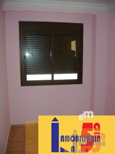 For sale of flat in La Algaba
