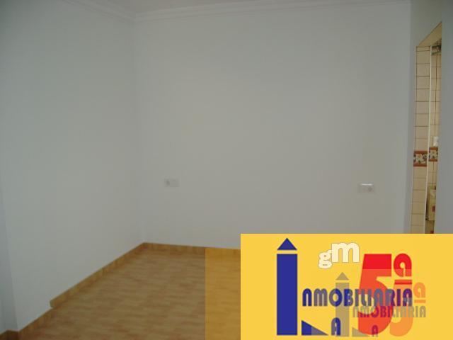 For sale of flat in La Algaba