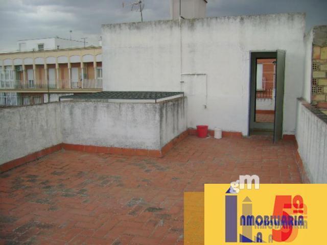 For sale of house in La Algaba