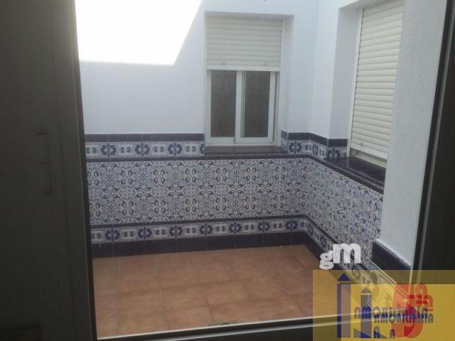 For sale of flat in La Algaba