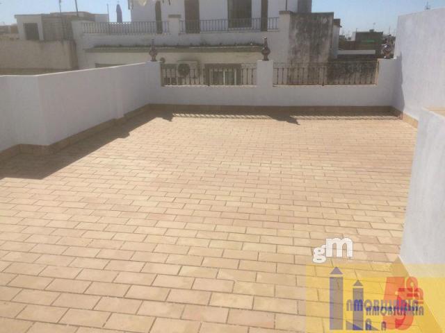 For sale of flat in La Algaba