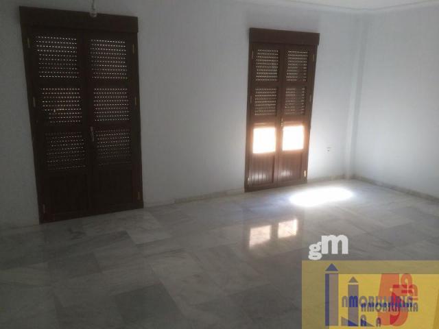 For sale of flat in La Algaba