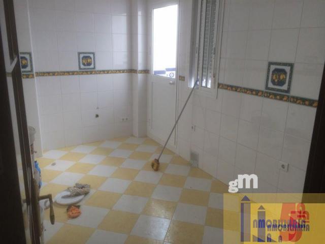 For sale of flat in La Algaba