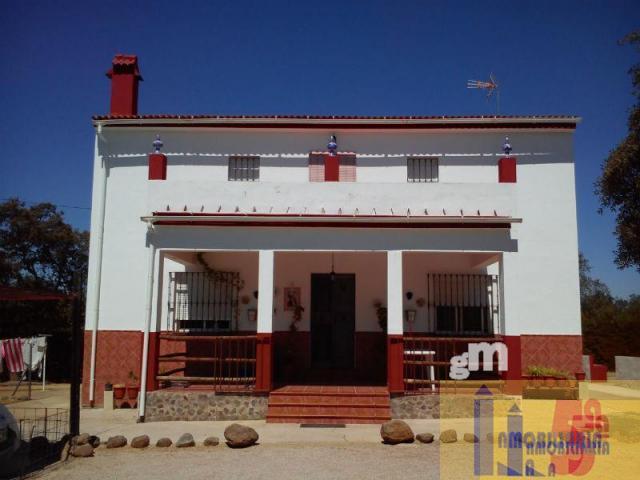 For sale of chalet in Castilblanco de los Arroyos