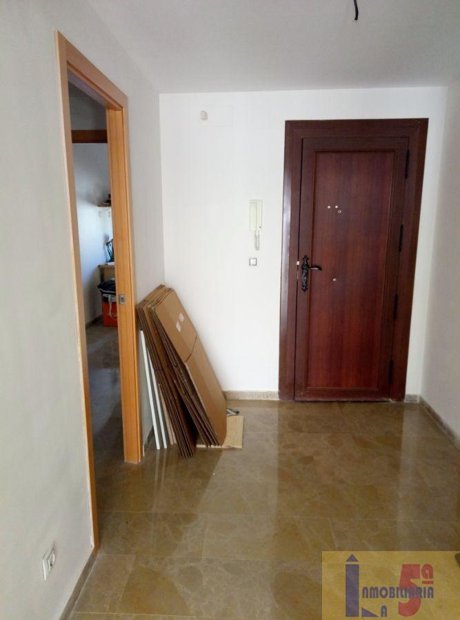 For sale of flat in La Algaba