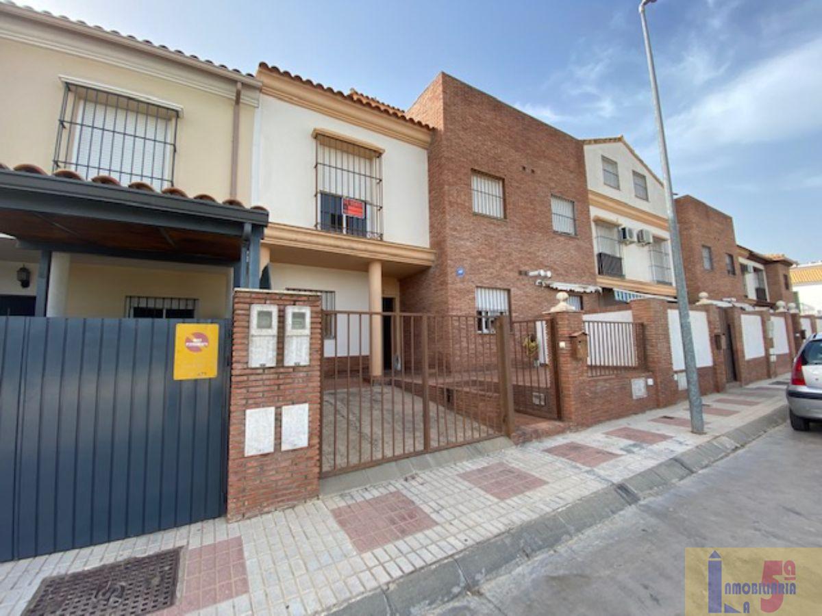 Venta de chalet en Alcalá del Río