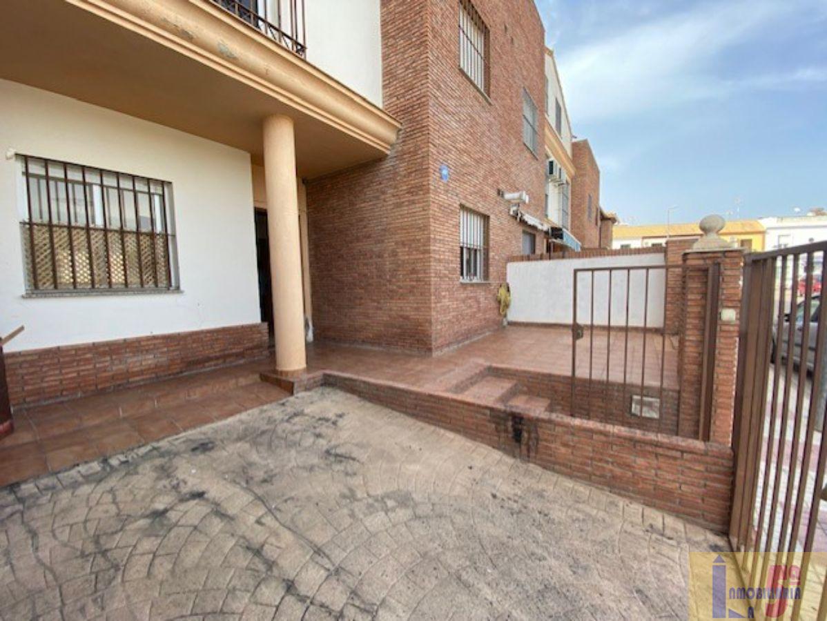 Venta de chalet en Alcalá del Río