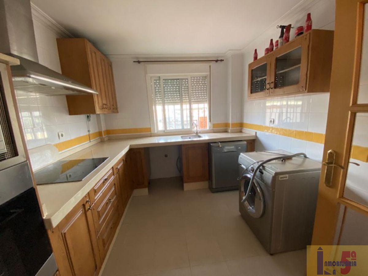 Venta de chalet en Alcalá del Río