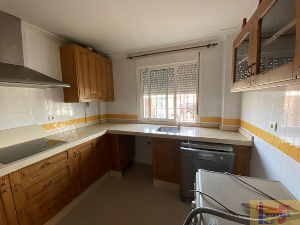 Venta de chalet en Alcalá del Río