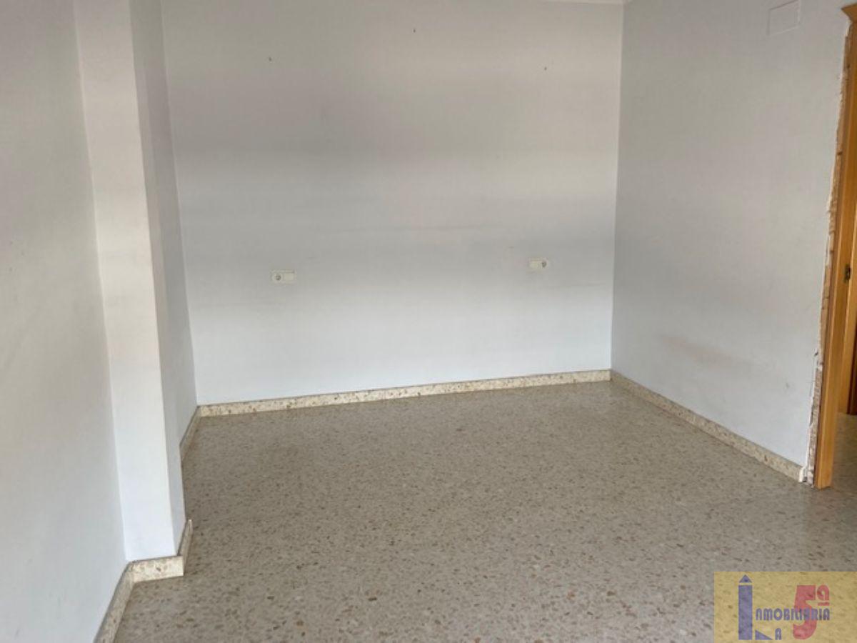 Venta de chalet en Alcalá del Río