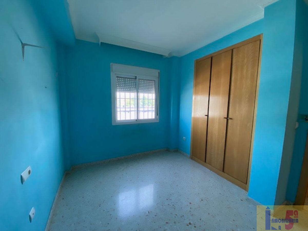 Venta de chalet en Alcalá del Río