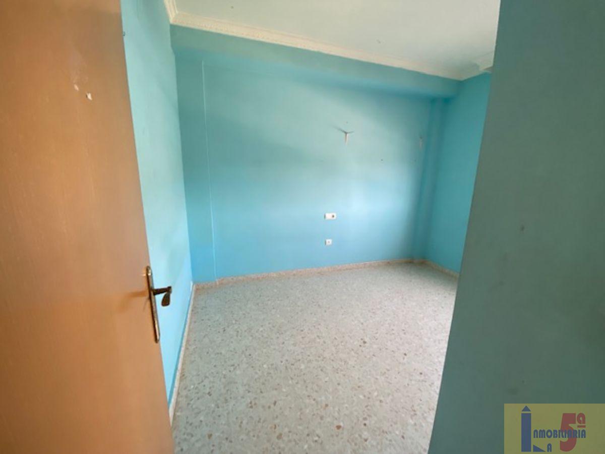 Venta de chalet en Alcalá del Río