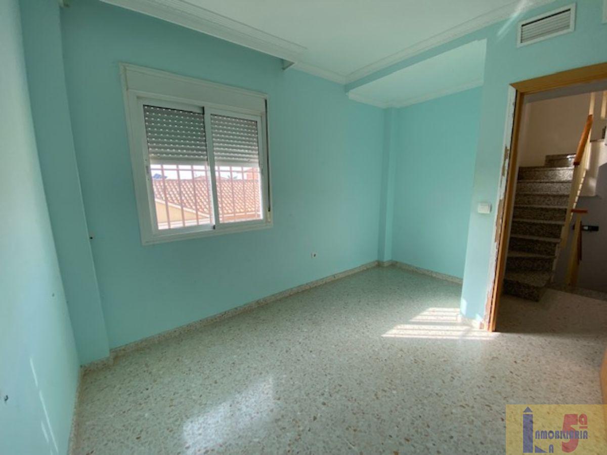 Venta de chalet en Alcalá del Río