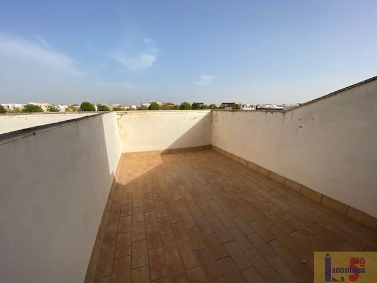 Venta de chalet en Alcalá del Río