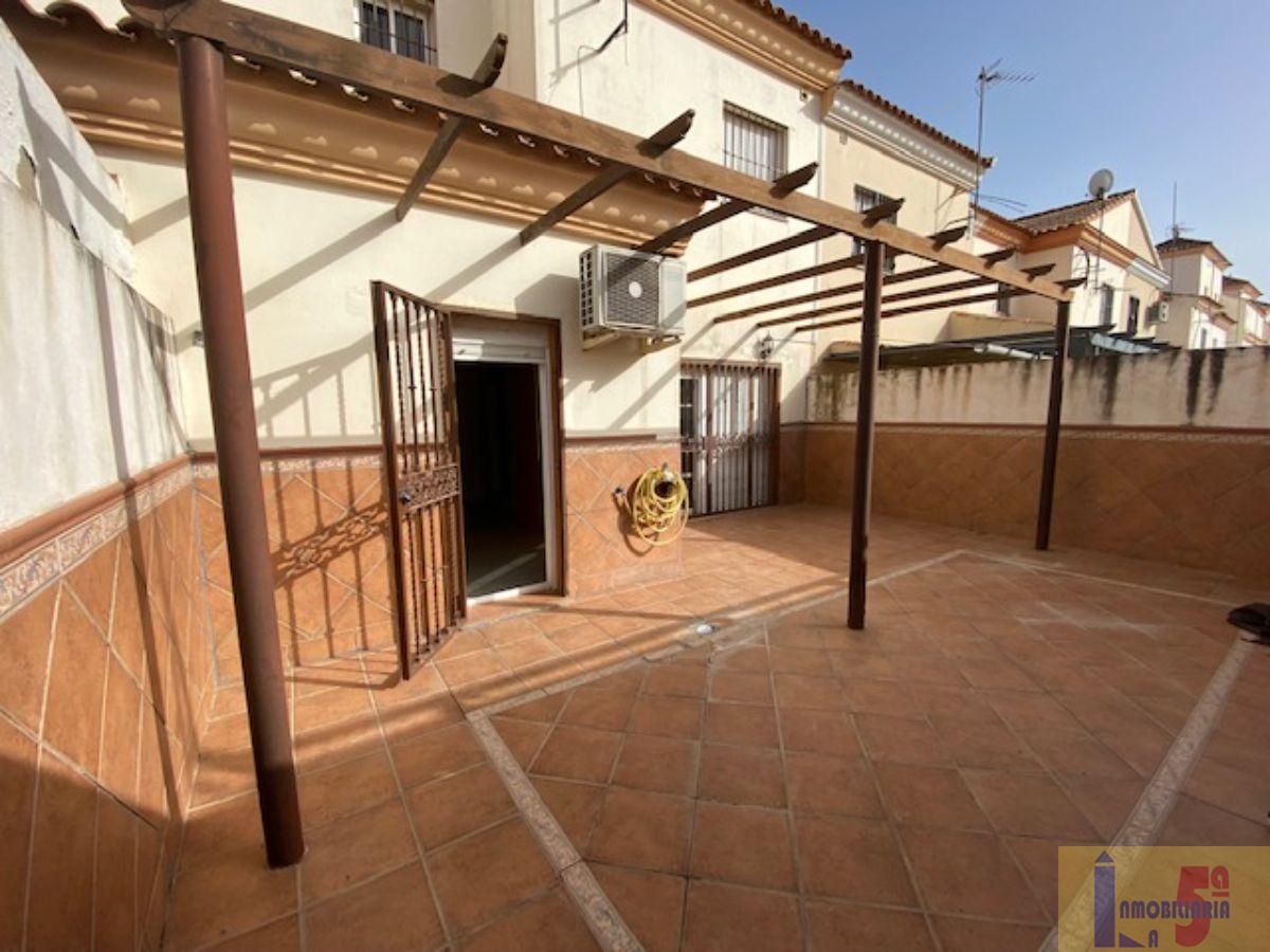 Venta de chalet en Alcalá del Río