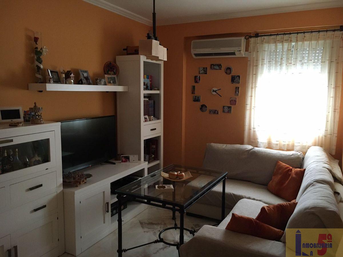 For sale of flat in La Algaba