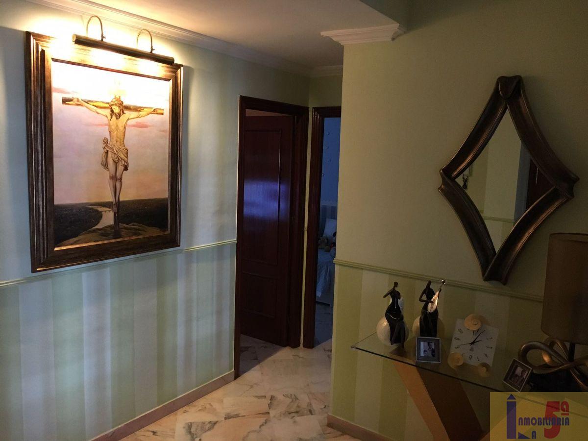 For sale of flat in La Algaba
