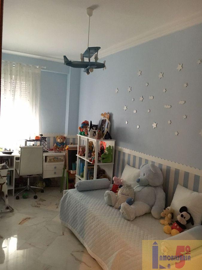 For sale of flat in La Algaba
