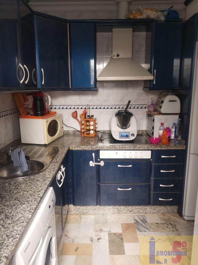 For sale of flat in La Algaba