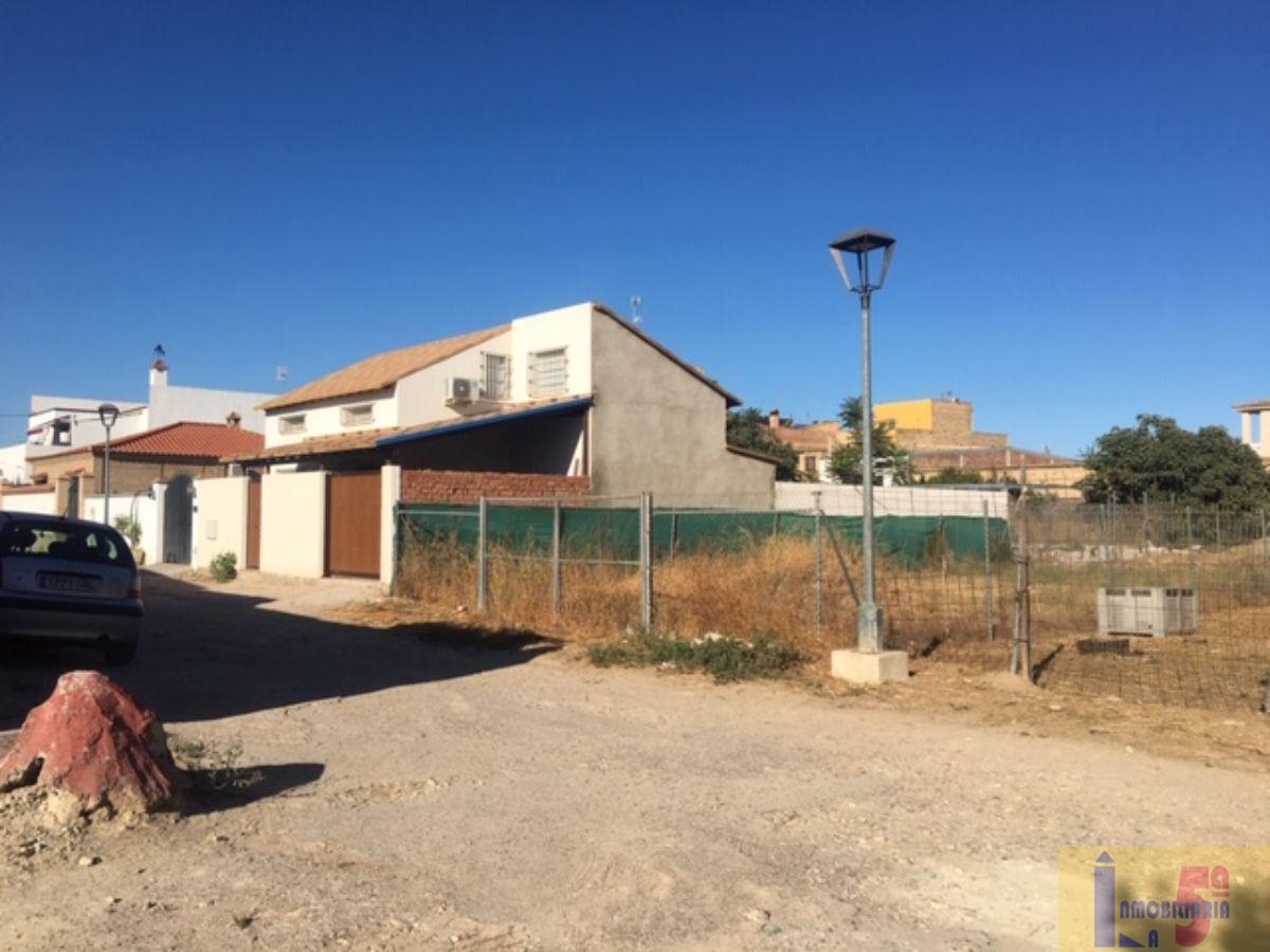 For sale of land in La Algaba