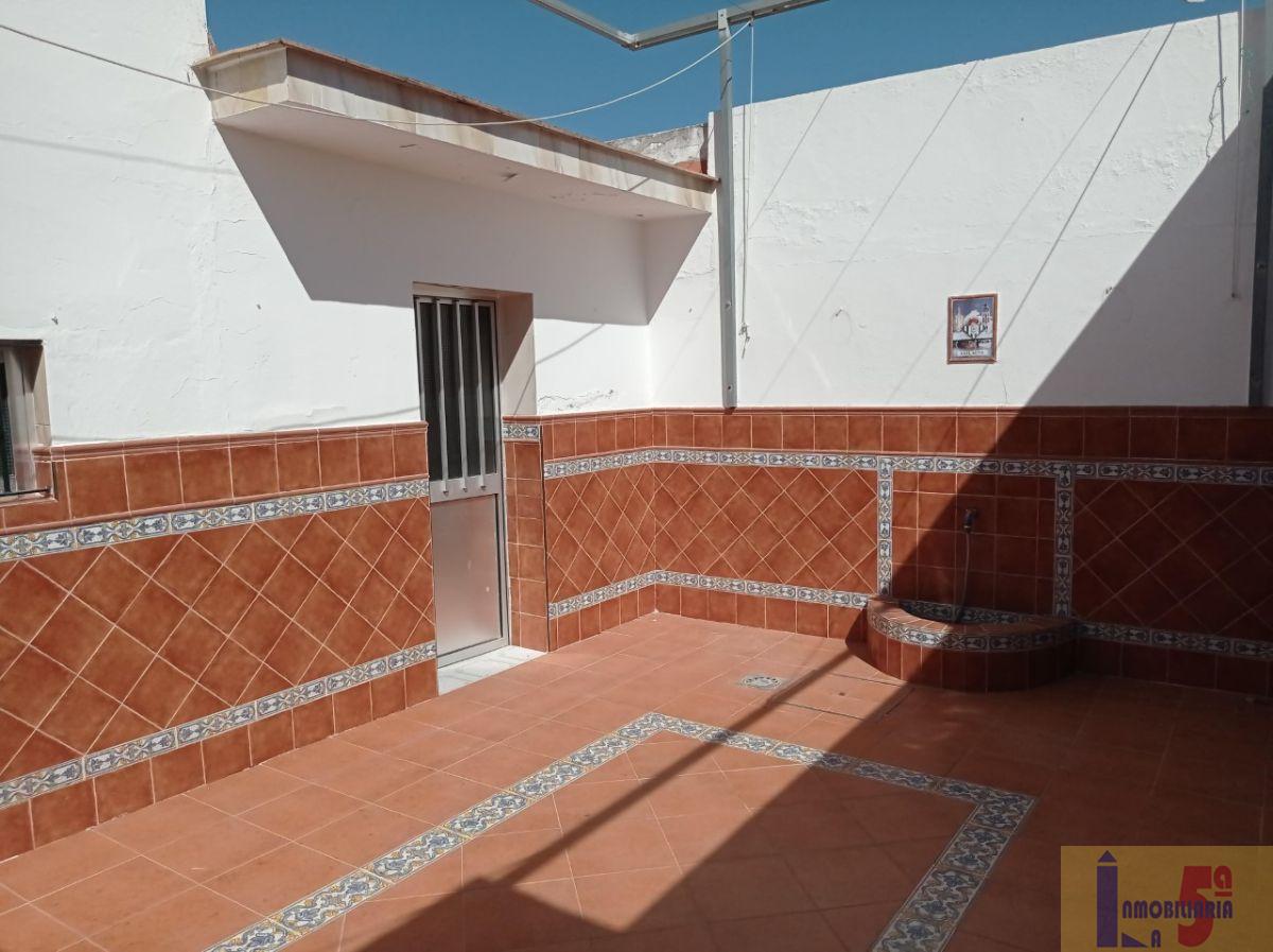 For sale of house in Guillena