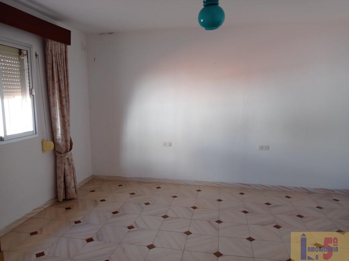 For sale of house in Guillena