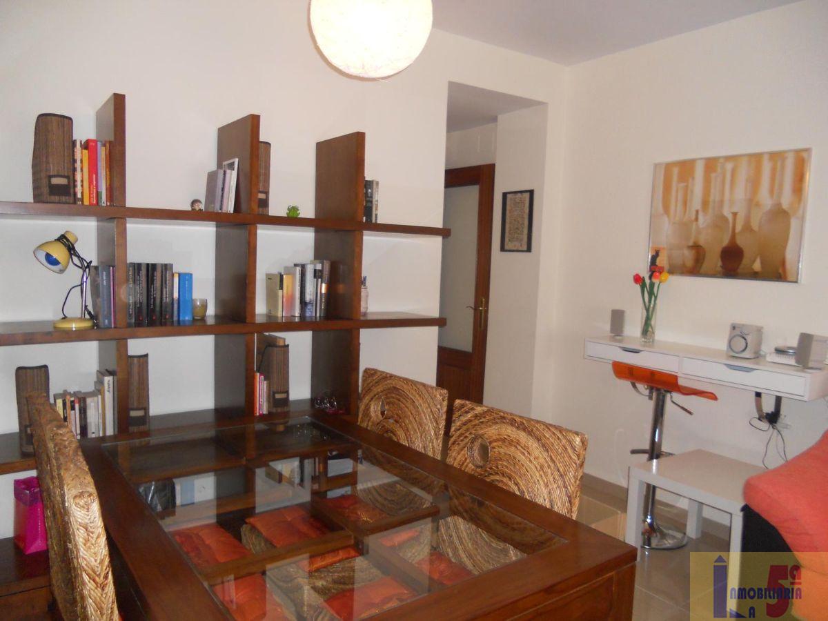 For sale of flat in Alcalá del Río