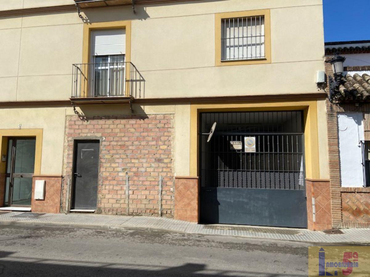 Venta de local comercial en La Algaba