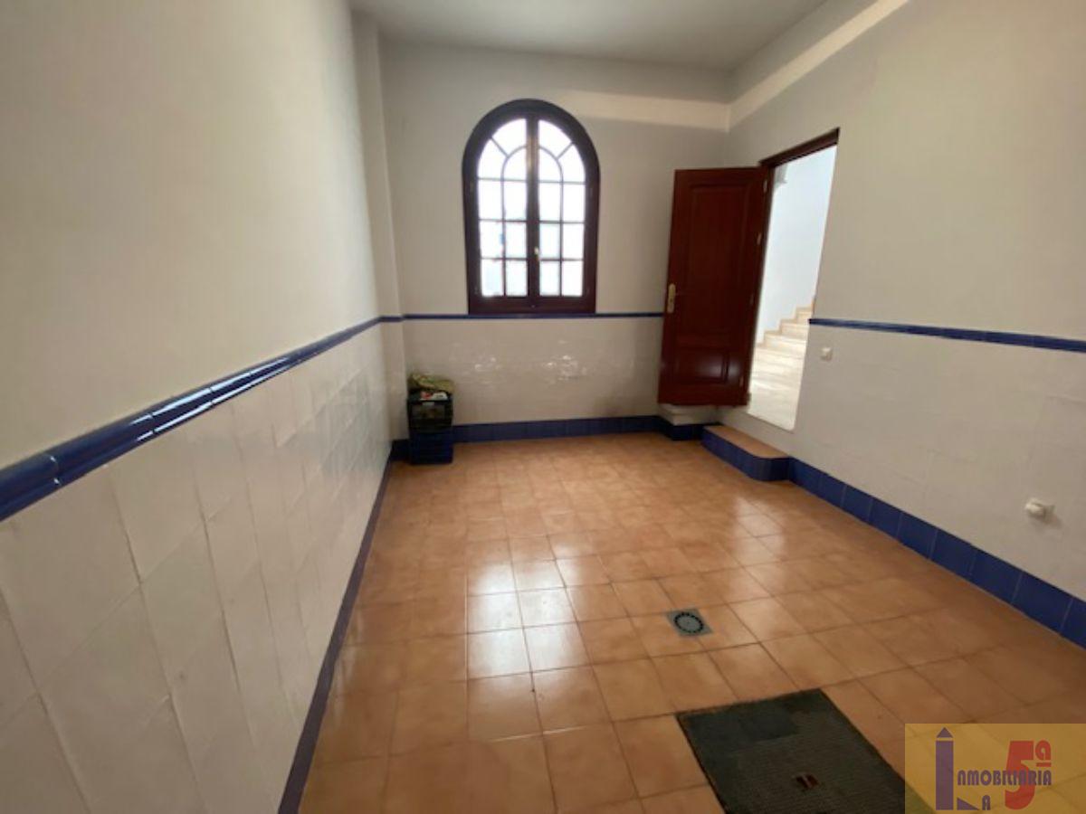 For sale of house in La Algaba