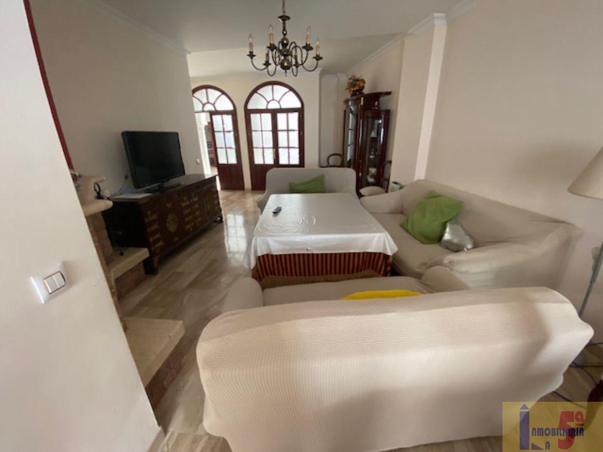 For sale of house in La Algaba