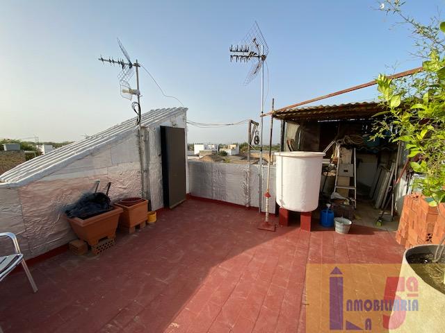 For sale of house in La Algaba