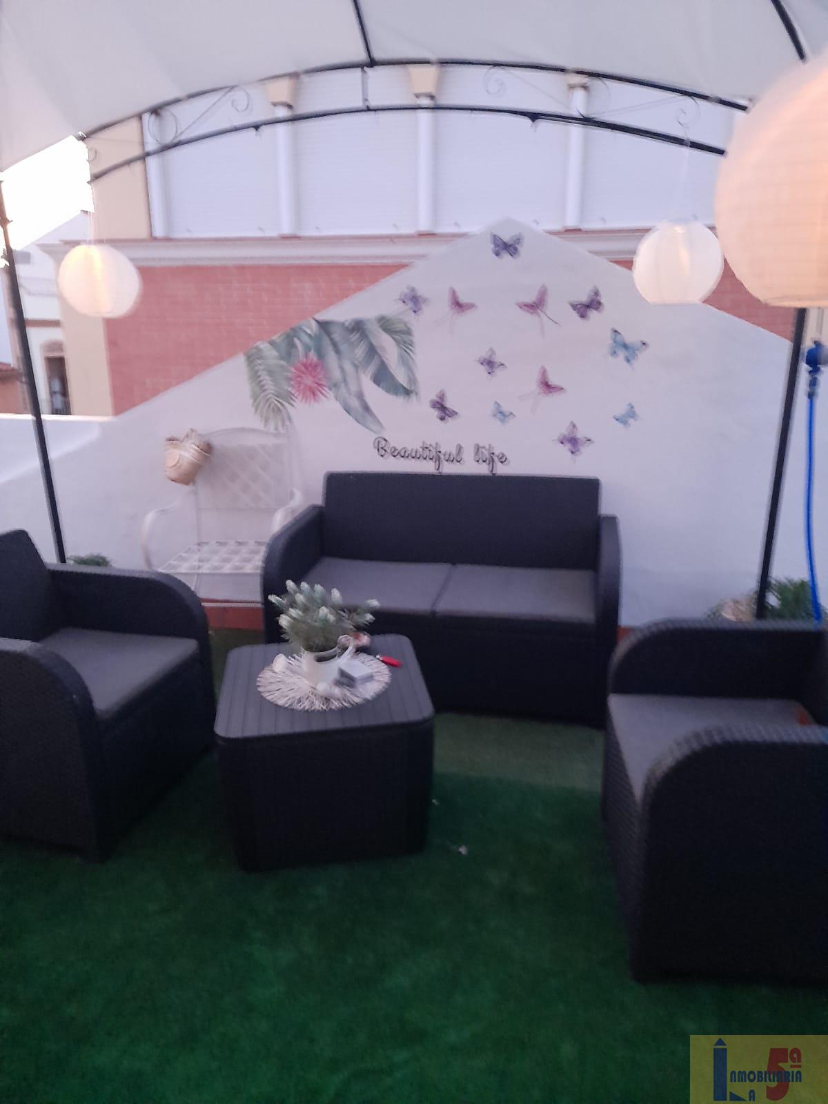 For sale of house in La Algaba