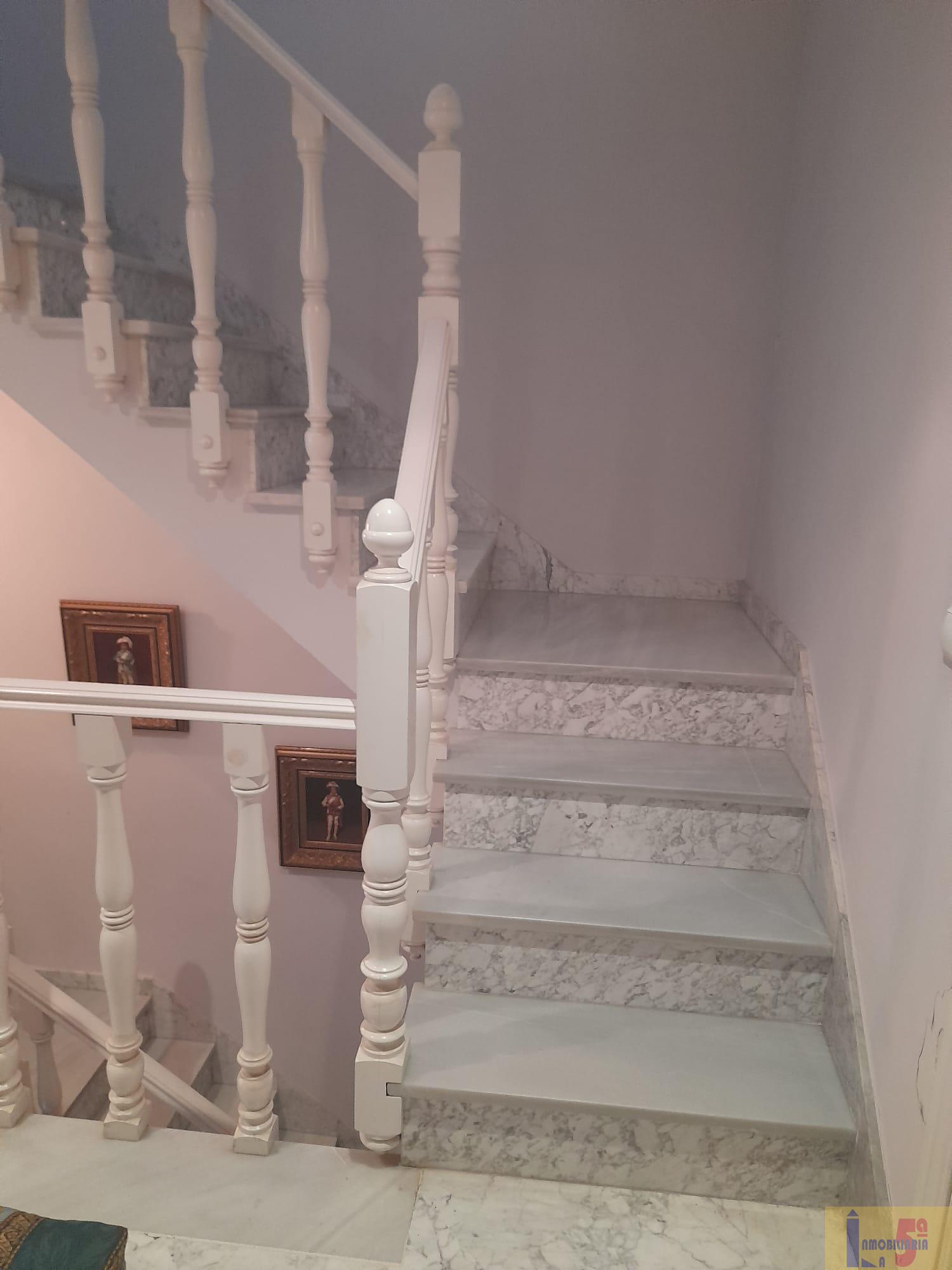 For sale of house in La Algaba