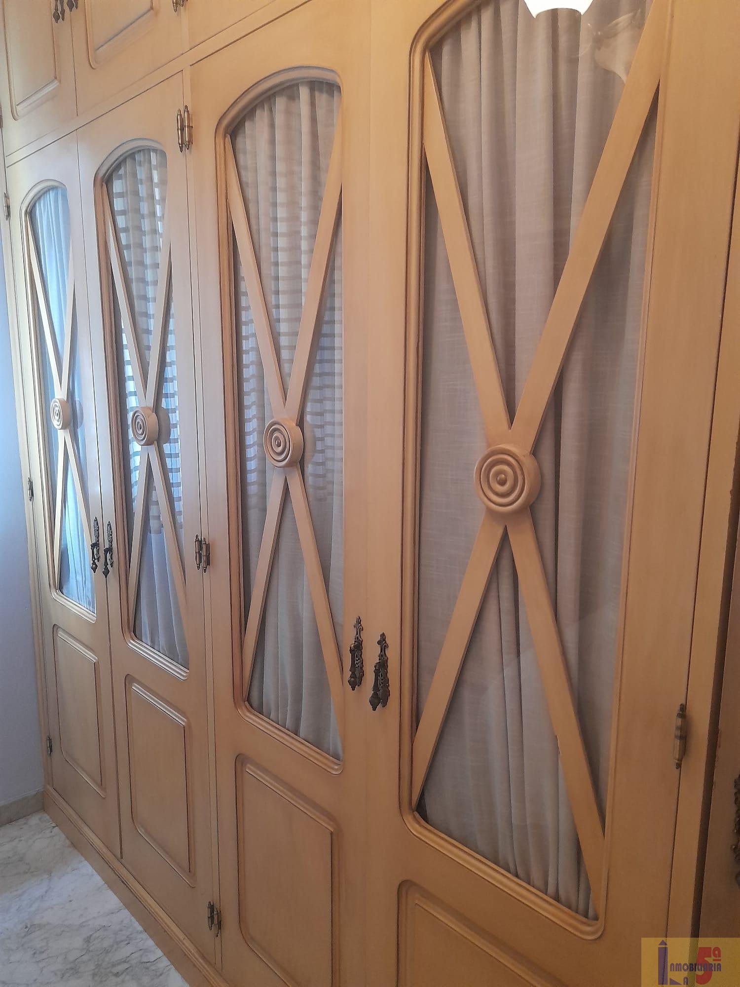 For sale of house in La Algaba