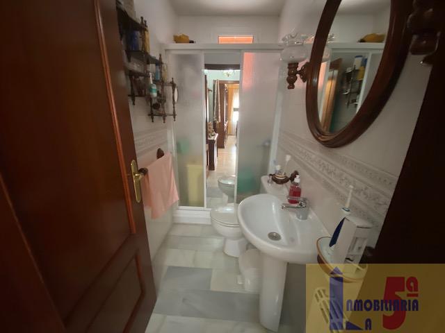 For sale of house in La Algaba