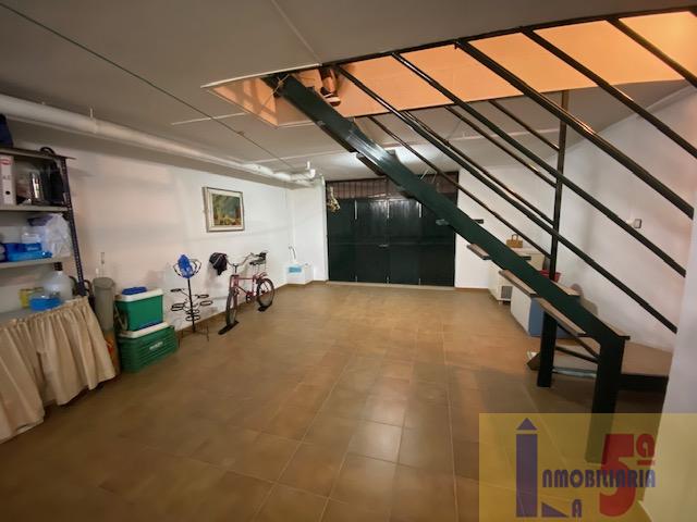 For sale of house in La Algaba
