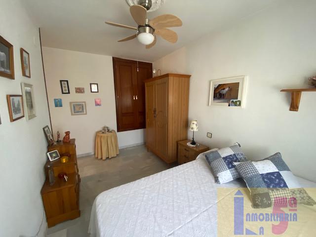 For sale of house in La Algaba