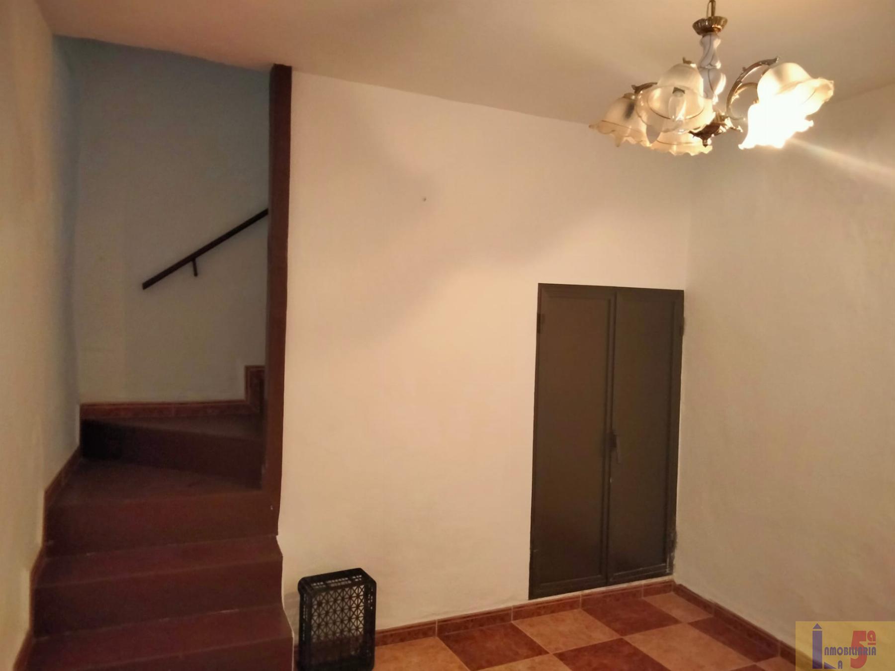 For sale of house in Burguillos