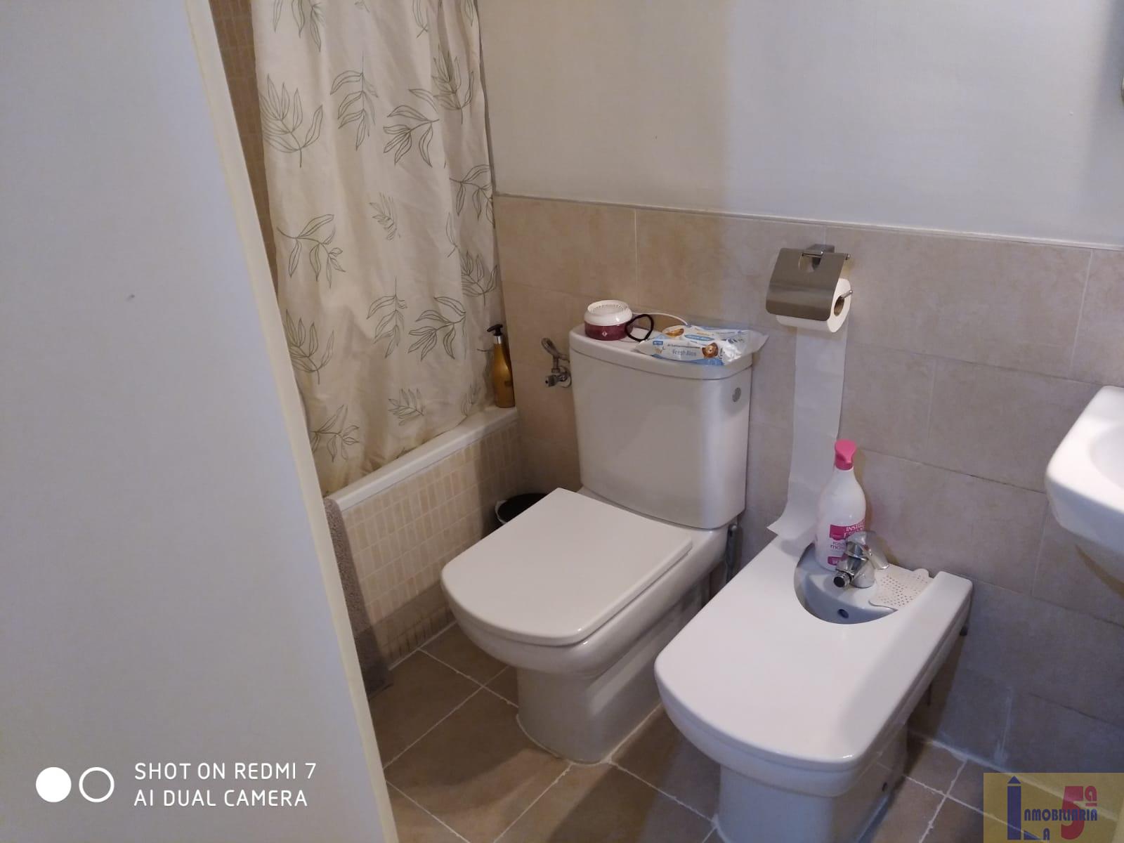 For sale of flat in Camas
