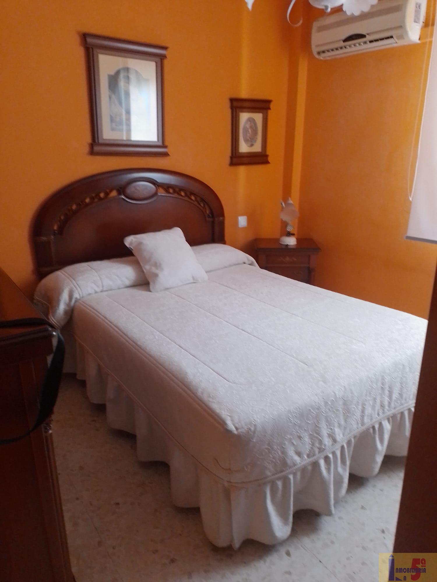 For sale of flat in La Algaba