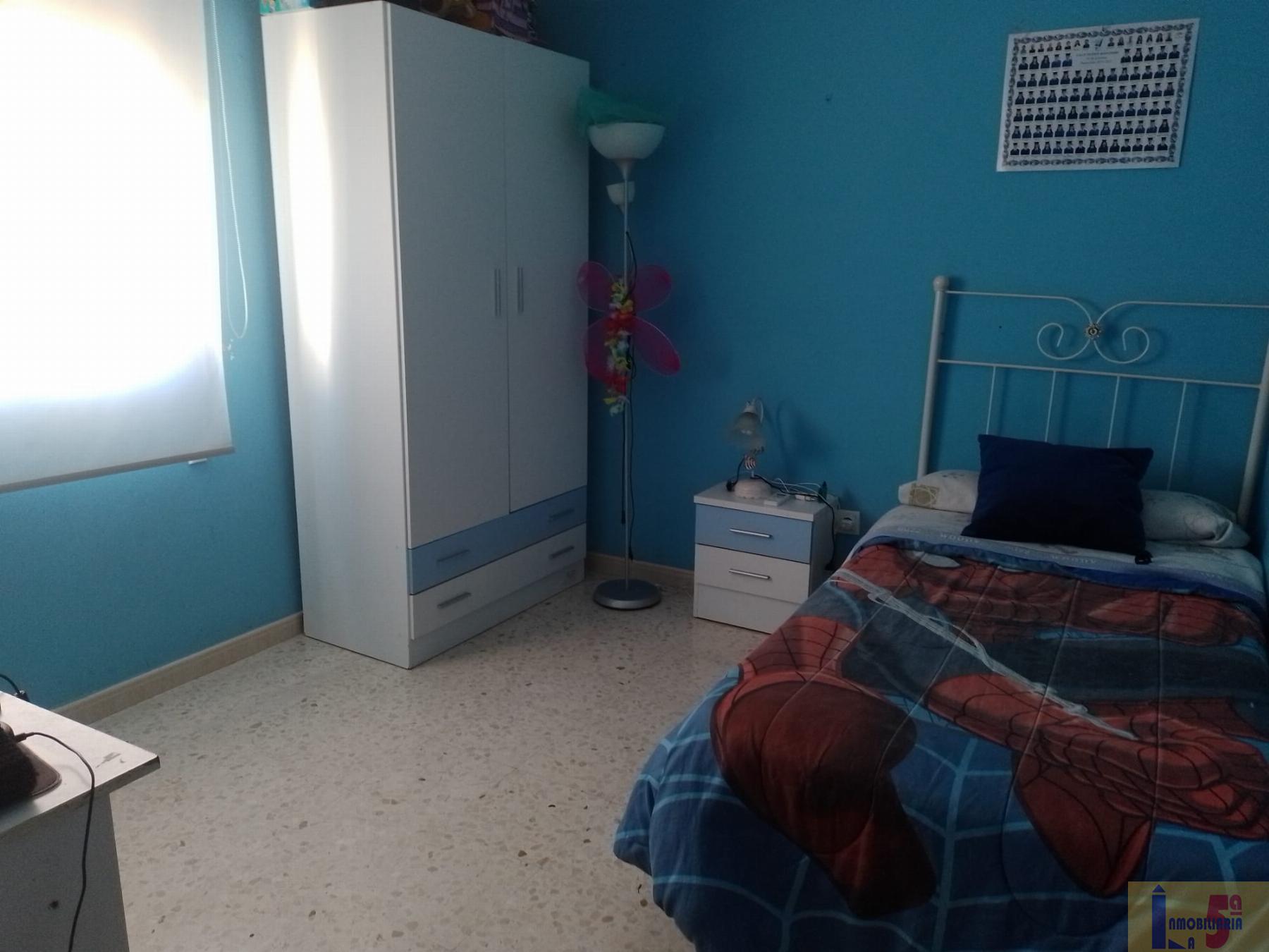 For sale of flat in La Algaba