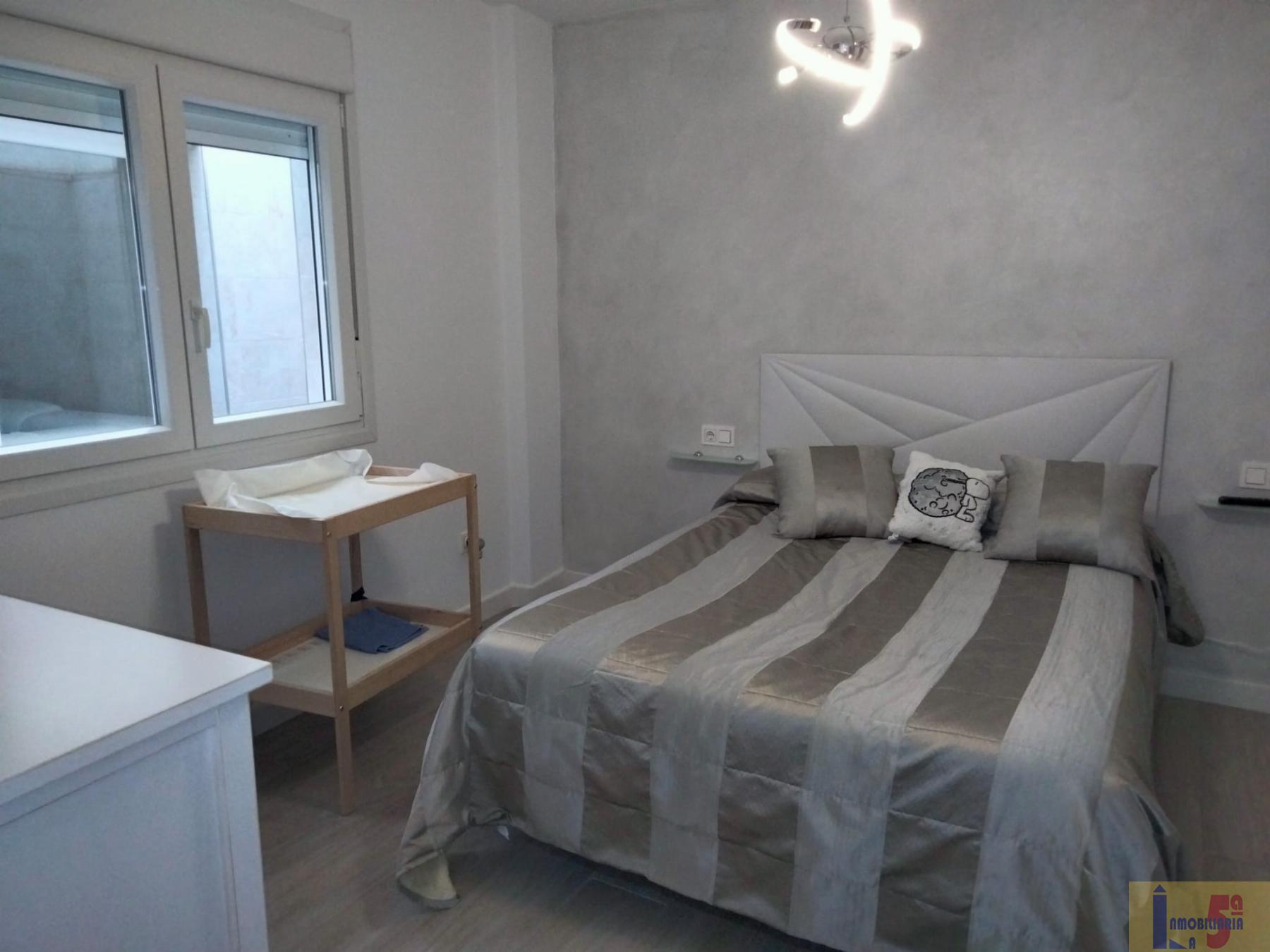 For sale of flat in La Algaba