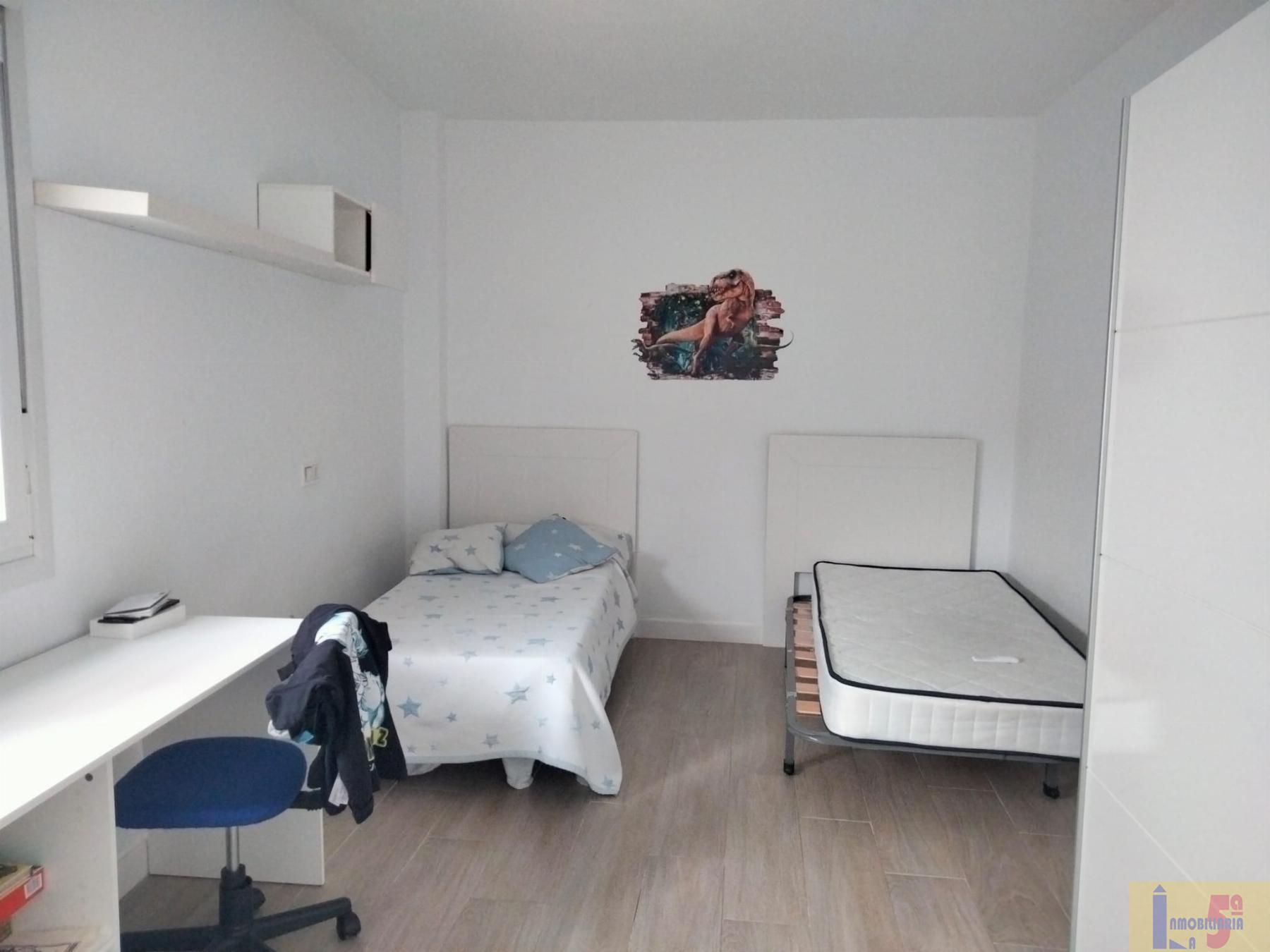 For sale of flat in La Algaba