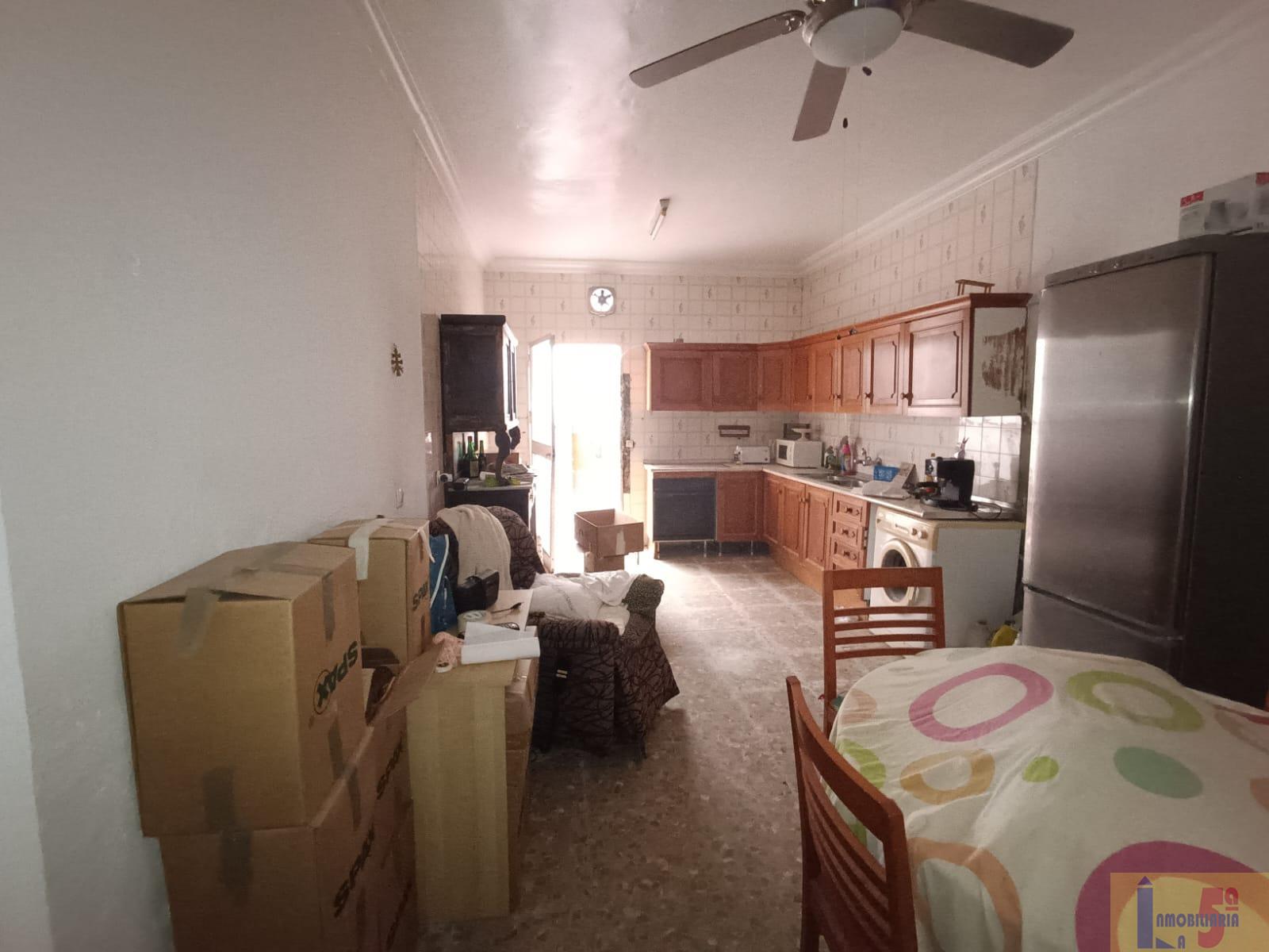 For sale of house in La Algaba
