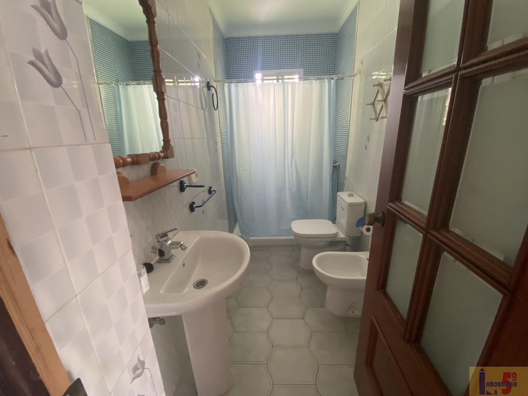 For sale of flat in Burguillos