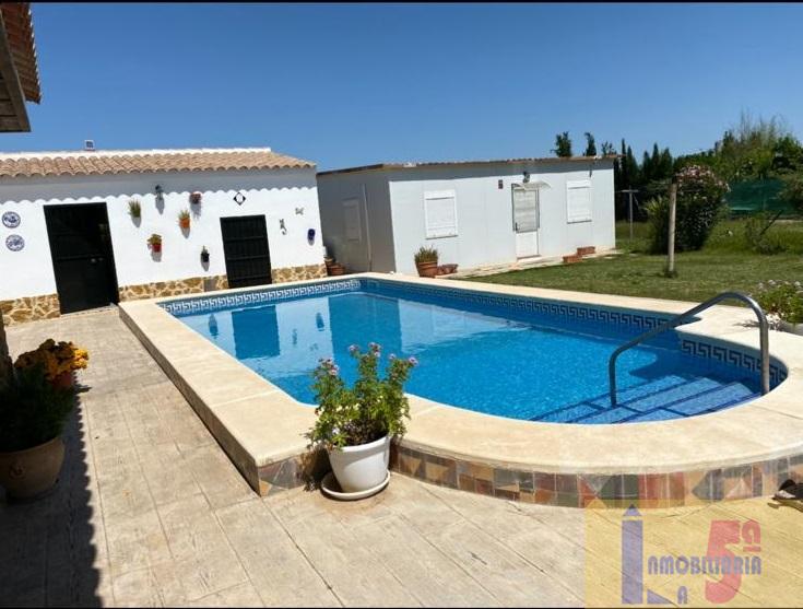 For sale of rural property in La Algaba